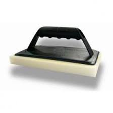 FRATACHO C/FIELTRO ALTA DENSIDAD 25 CM PVC